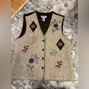 Alfred Dunner Women's Beige and Dark Brown Floral Sweater Vest